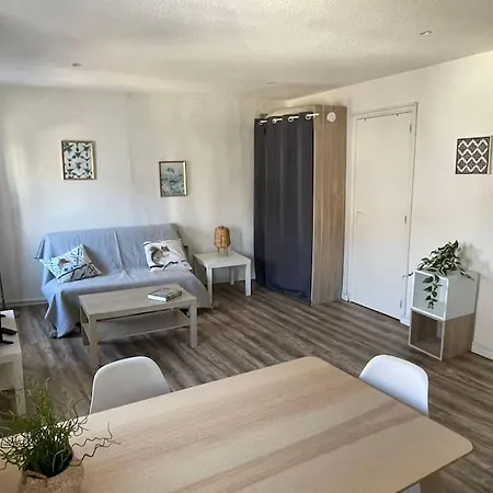 Appartement Grand à 100m Des Plages Toulon